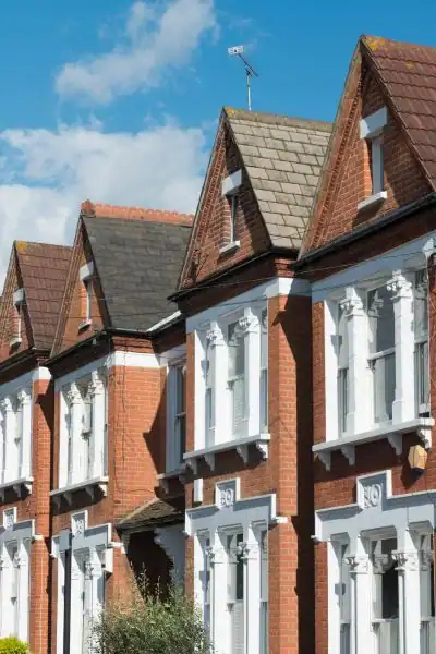 The Question Every Homeowner Asks: When Should I Serve Notice Warwickshire?